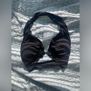 Body central halter top